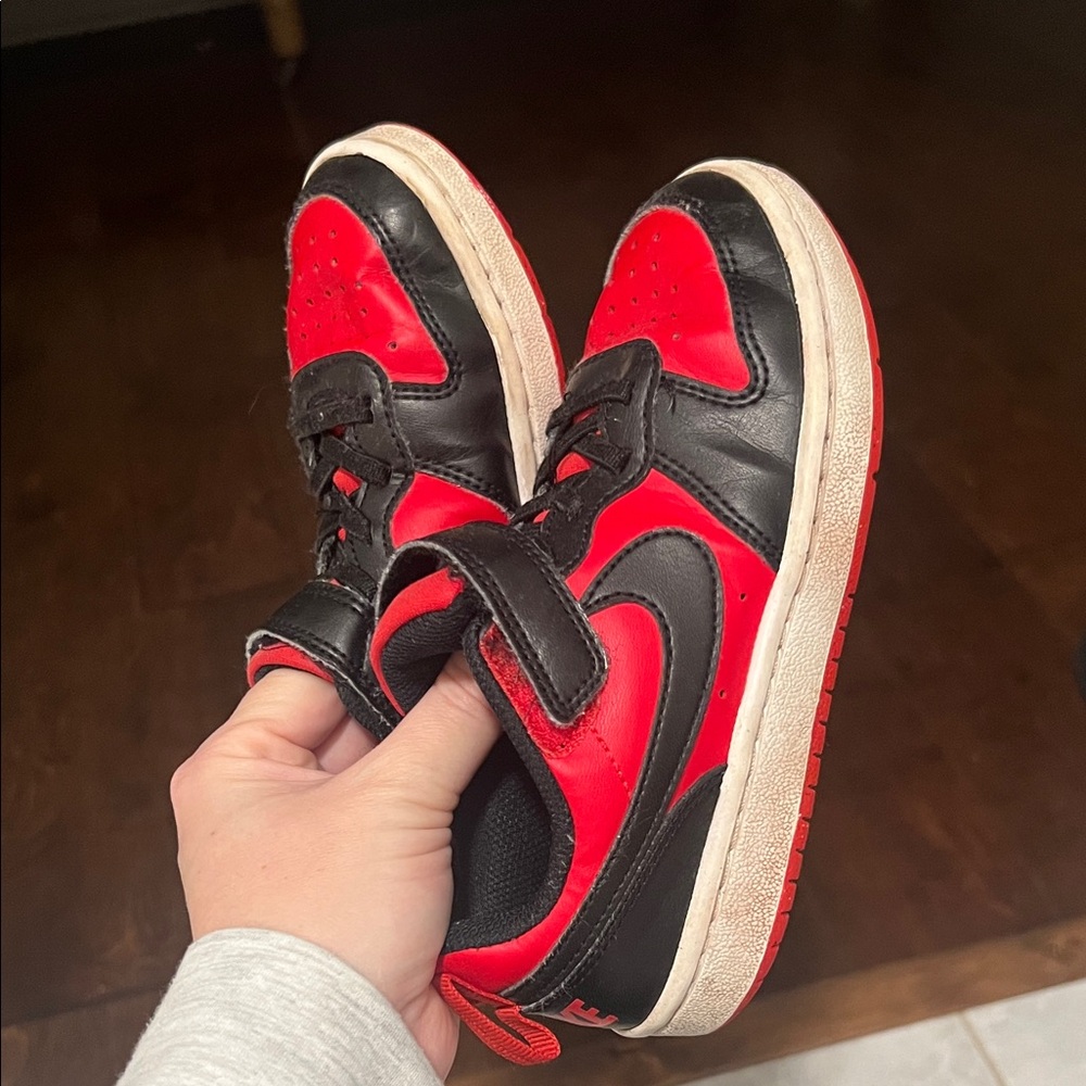 Boys Nikes